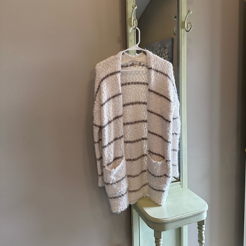 Altar’d State Sweater - Picture 1 of 3